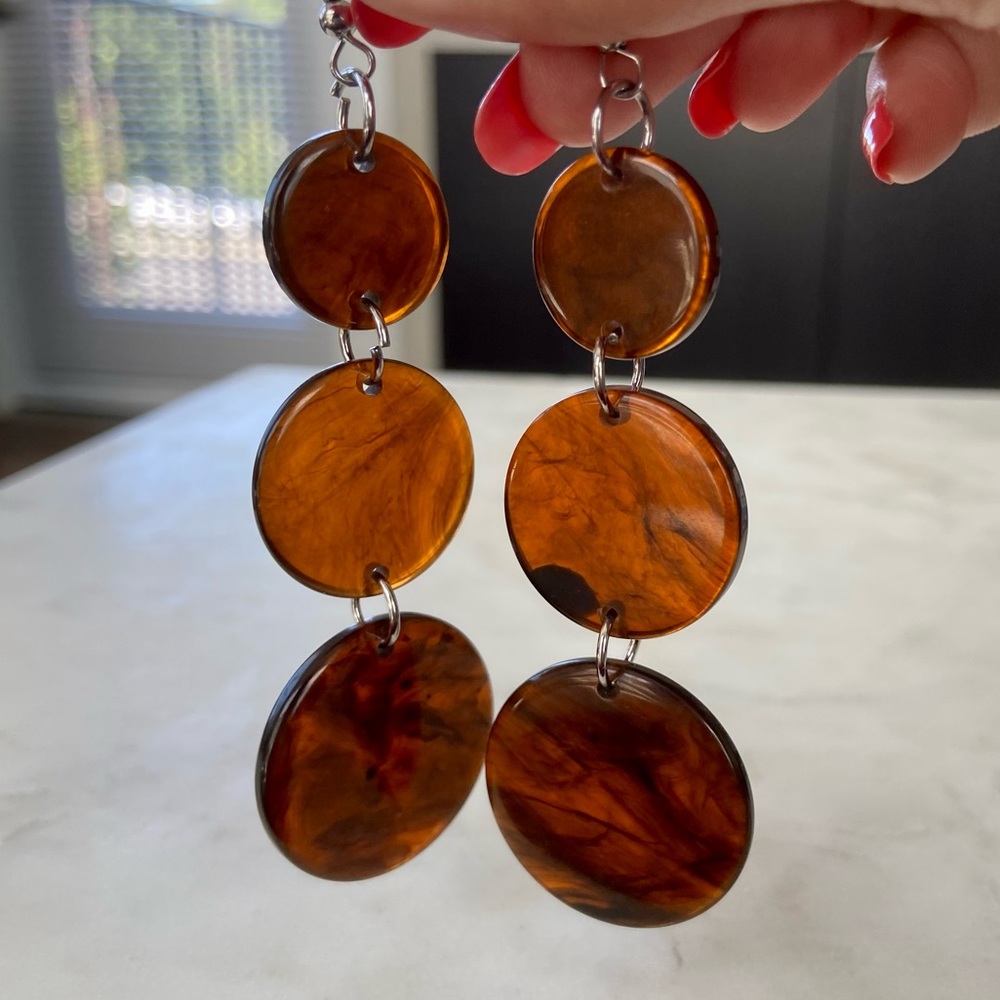 Tortoise Shell Long Dangling Earrings - image 1